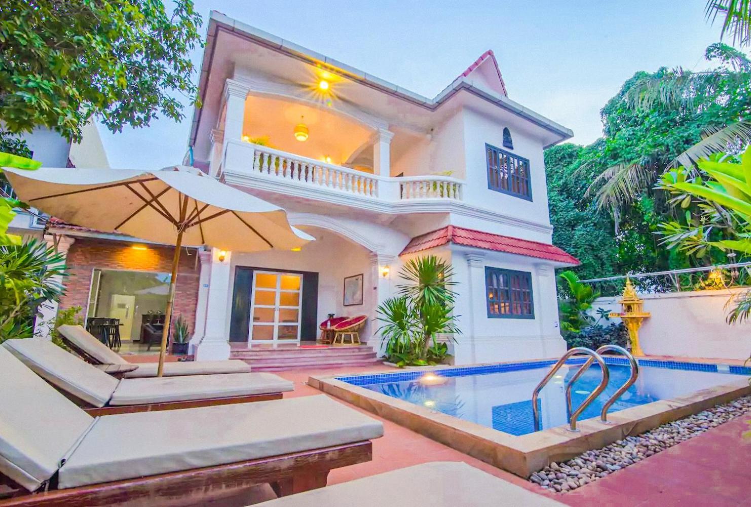 Отель Ravoeun Angkor Boutique Сиемрип Экстерьер фото